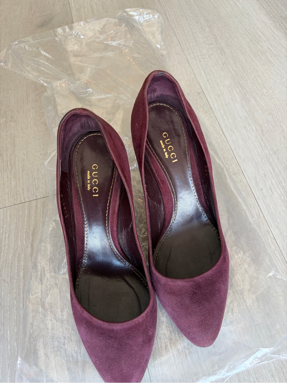 Gucci Burgundy Suede Pointed-Toe Pumps